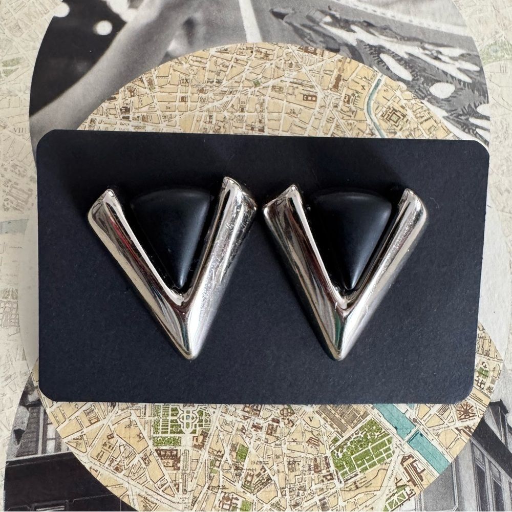 VTG Sliver Black Lucite Triangle Statement Earrings